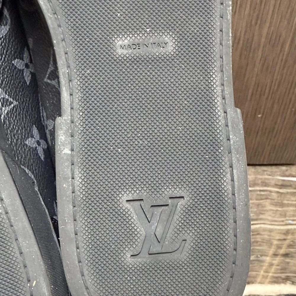 Louis Vuitton Black Leather & Monogram Eclipse Low Top Sneakers Like NEW